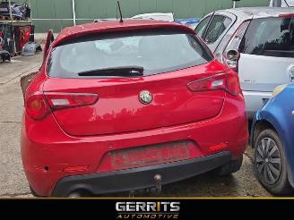 Vrakbiler auto Alfa Romeo Giulietta Giulietta (940), Hatchback, 2010 / 2020 1.4 TB 16V MultiAir 2011/1