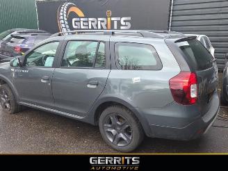 Vrakbiler auto Dacia Logan Logan MCV II/III/Sandero Wagon, Combi, 2013 0.9 TCE 12V 2017/6