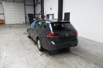 Volkswagen Golf TRENDLINE picture 3