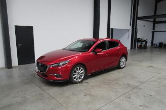 Vrakbiler auto Mazda 3 SEDAN 2018/4