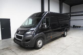Schade bestelwagen Peugeot Boxer CAMIONETTE 2023/4