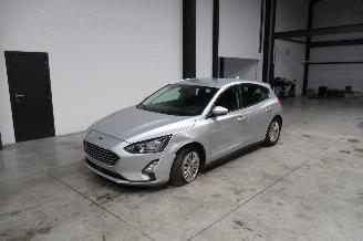 Auto incidentate Ford Focus TITANIUM 2019/8
