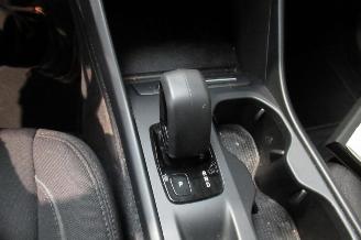 Volvo XC40 MOMENTUM picture 38