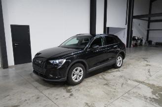 skadebil auto Audi Q3 SUV 2022/9