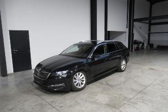 Unfallwagen Skoda Superb STYLE 2019/10
