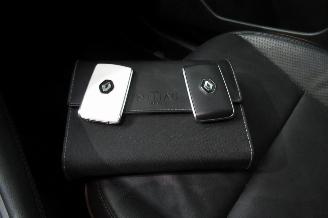 Renault Captur INITIALE picture 34