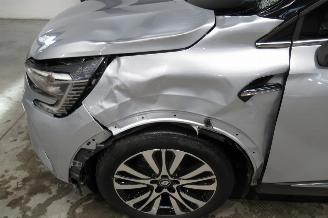 Renault Captur INITIALE picture 9