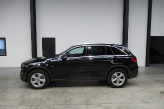 Mercedes GLC SUV picture 2