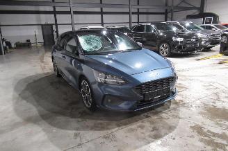 Ford Focus ST-LINE picture 6