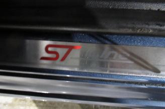 Ford Focus ST-LINE picture 16