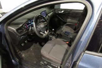 Ford Focus ST-LINE picture 13