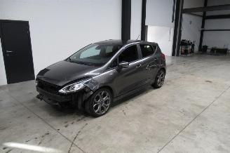 krockskadad bil auto Ford Fiesta ST-LINE 2018/12