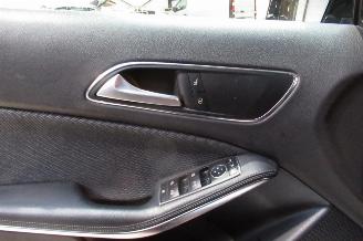 Mercedes GLA SEDAN picture 31