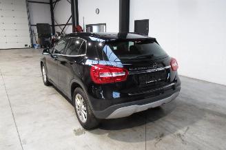 Mercedes GLA SEDAN picture 3