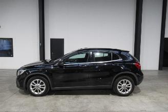 Mercedes GLA SEDAN picture 2