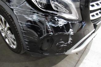 Mercedes GLA SEDAN picture 9