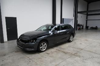 krockskadad bil auto Audi A4 BREAK 2021/3