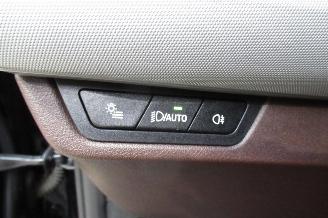 BMW iX1 SUV picture 29