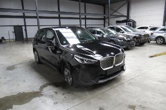 BMW iX1 SUV picture 6