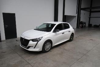 skadebil auto Peugeot 208 LIKE 2021/12