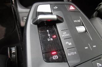 BMW iX1 SUV picture 31