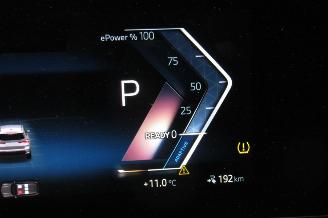 BMW iX1 SUV picture 21