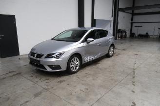krockskadad bil auto Seat Leon STYLE 2020/6