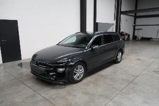 Voiture accidenté Volkswagen Passat BUSINESS 2021/9