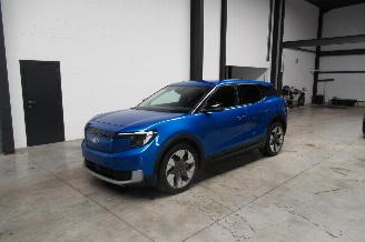 damaged passenger cars Ford Explorer PREMIUM 2024/11