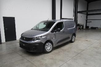 Damaged car Peugeot Partner CAMIONETTE 2021/9