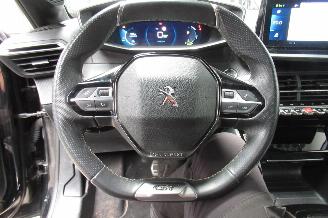 Peugeot 208 GT LINE picture 30