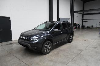 Schadeauto Dacia Duster JOURNEY 2023/3