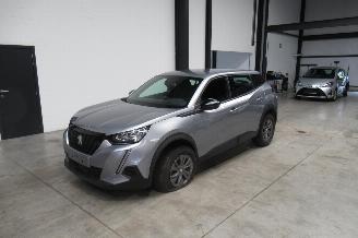 Unfallwagen Peugeot 2008 SUV 2023/6