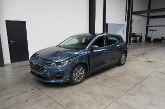 skadebil auto Ford Focus TITANIUM 2023/5