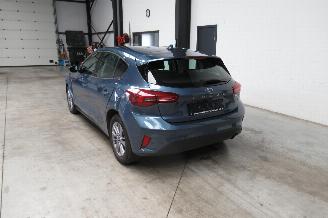 Ford Focus TITANIUM picture 3
