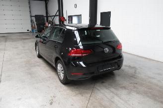 Volkswagen Golf TRENDLINE picture 3