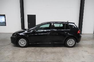 Volkswagen Golf TRENDLINE picture 2