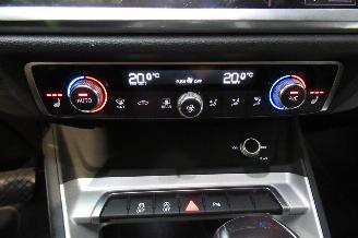 Audi Q3 SUV picture 22