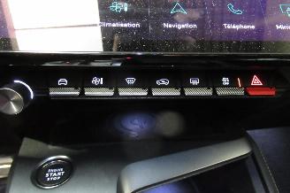 Peugeot 408 GT LINE picture 35
