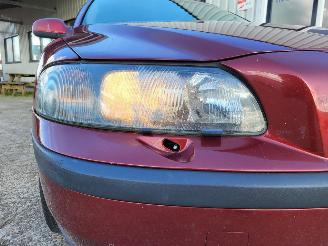 Volvo V-70  picture 3