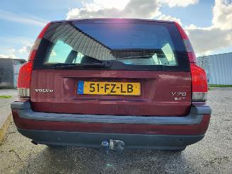 Volvo V-70  picture 10