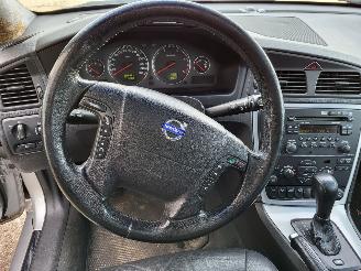 Volvo V-70  picture 9