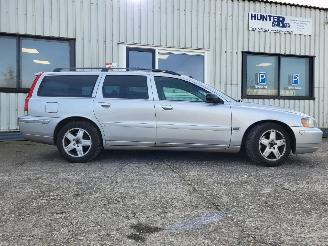 Volvo V-70  picture 4