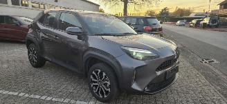Auto incidentate Toyota Yaris Cross 1.5L Hybride Automaat*LED*Camera*KeylessGo*Stoelverwarming*DAB*Airco* 2023/6