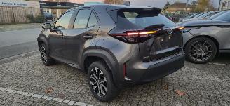 Toyota Yaris Cross 1.5L Hybride Automaat*LED*Camera*KeylessGo*Stoelverwarming*DAB*Airco* picture 9