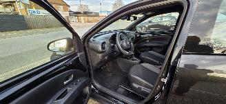 Toyota Aygo X Play*1.0L*Automaat*Ambiente*Navigatie*DAB*Camera picture 16