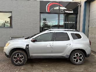 Vaurioauto  passenger cars Dacia Duster DACIA DUSTER 1.3I 2020 2020/2