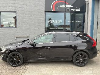 Volvo V-60 VOLVO V60 2.0D AUTOMAAT 2013 picture 1