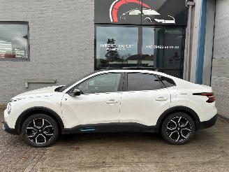 Vaurioauto  passenger cars Citroën C4 X CITROEN C4x e 2023 2023/4