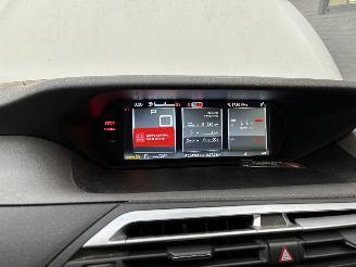 Citroën C4 CITROEN C4 1.6D AUTOMAAT 2016 7 ZIT picture 13